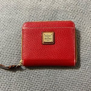 Dooney & Bourke small wallet